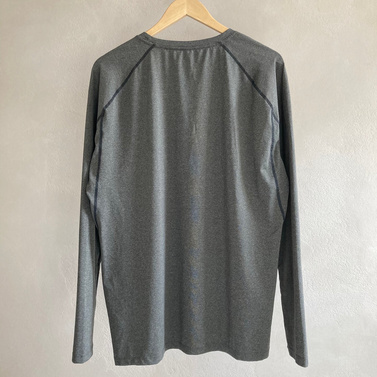 H&M Mens Baselayer Size XL