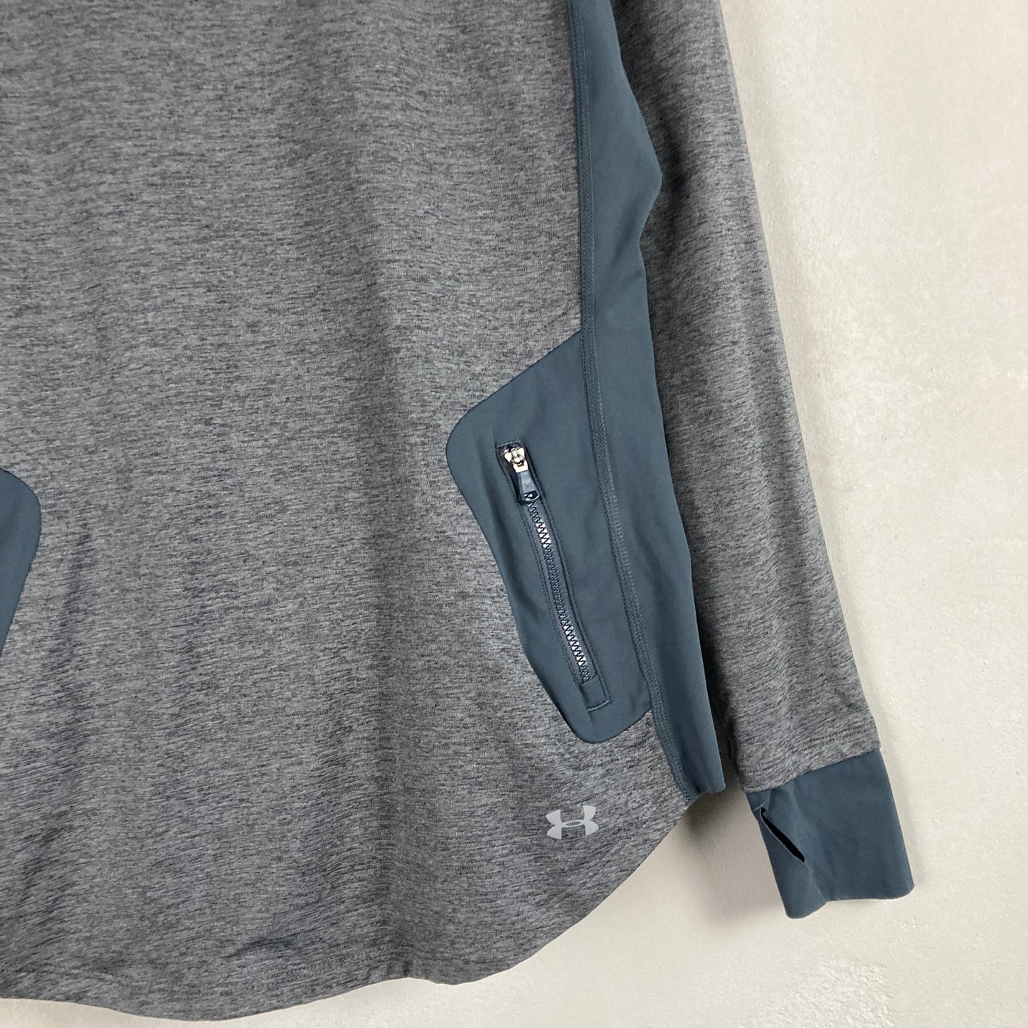 Under Armour Womens Hoodie Size M