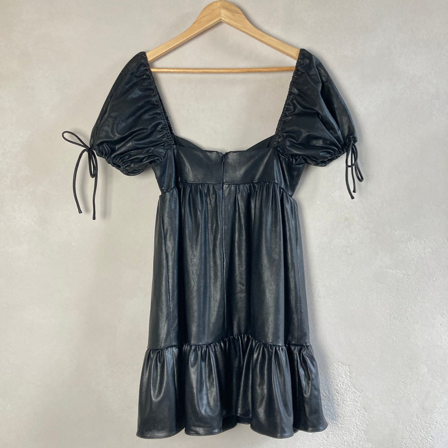 Amanda Uprichard Naiste Tehisnahkne Kleit Suurus S