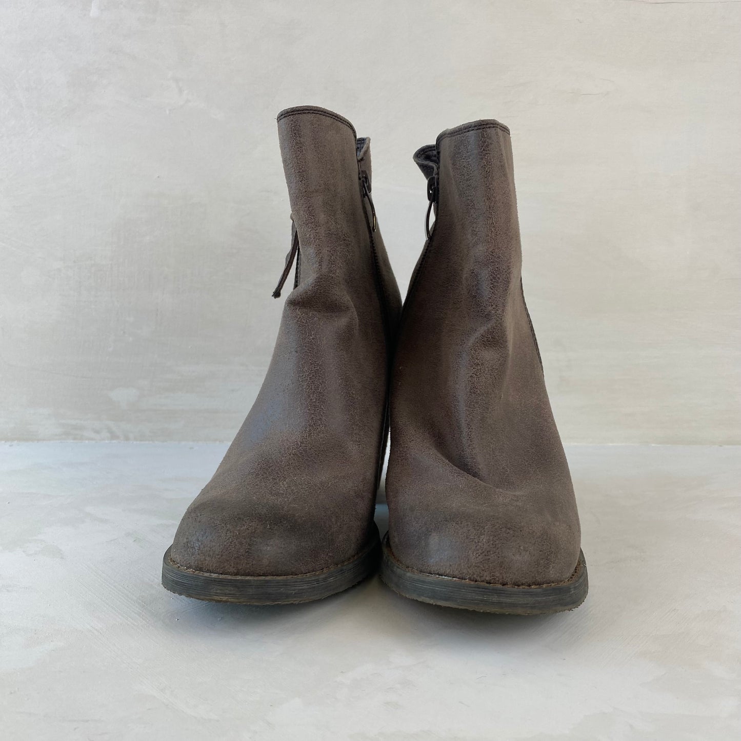 Ladies Block Heel Ankle Boots Size 37