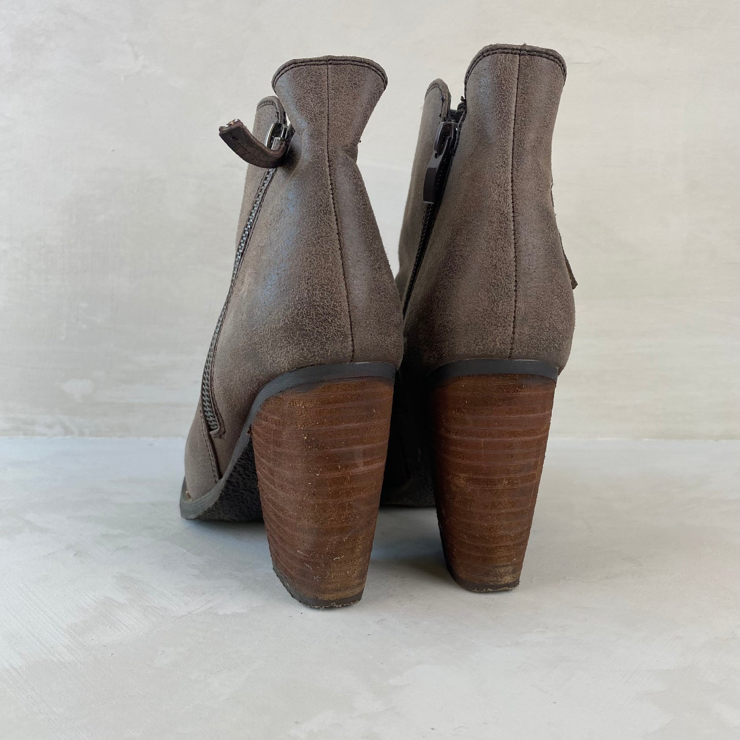 Ladies Block Heel Ankle Boots Size 37