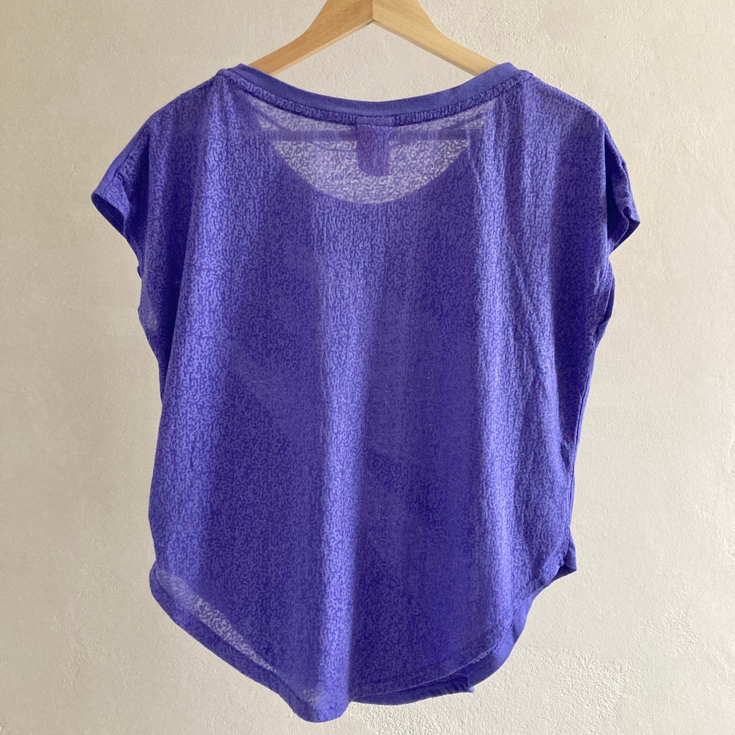 Nike Ladies Purple Gym T-Shirt Size XS