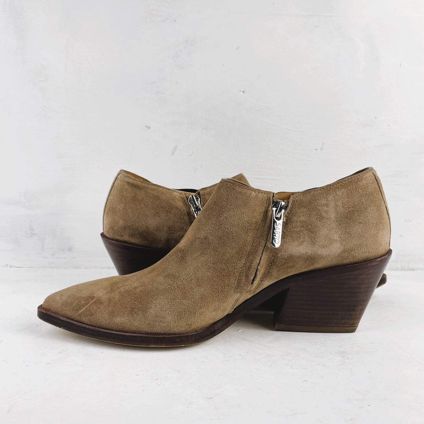 SARTO Ladies Brown Chelsea Boots Size 39.5