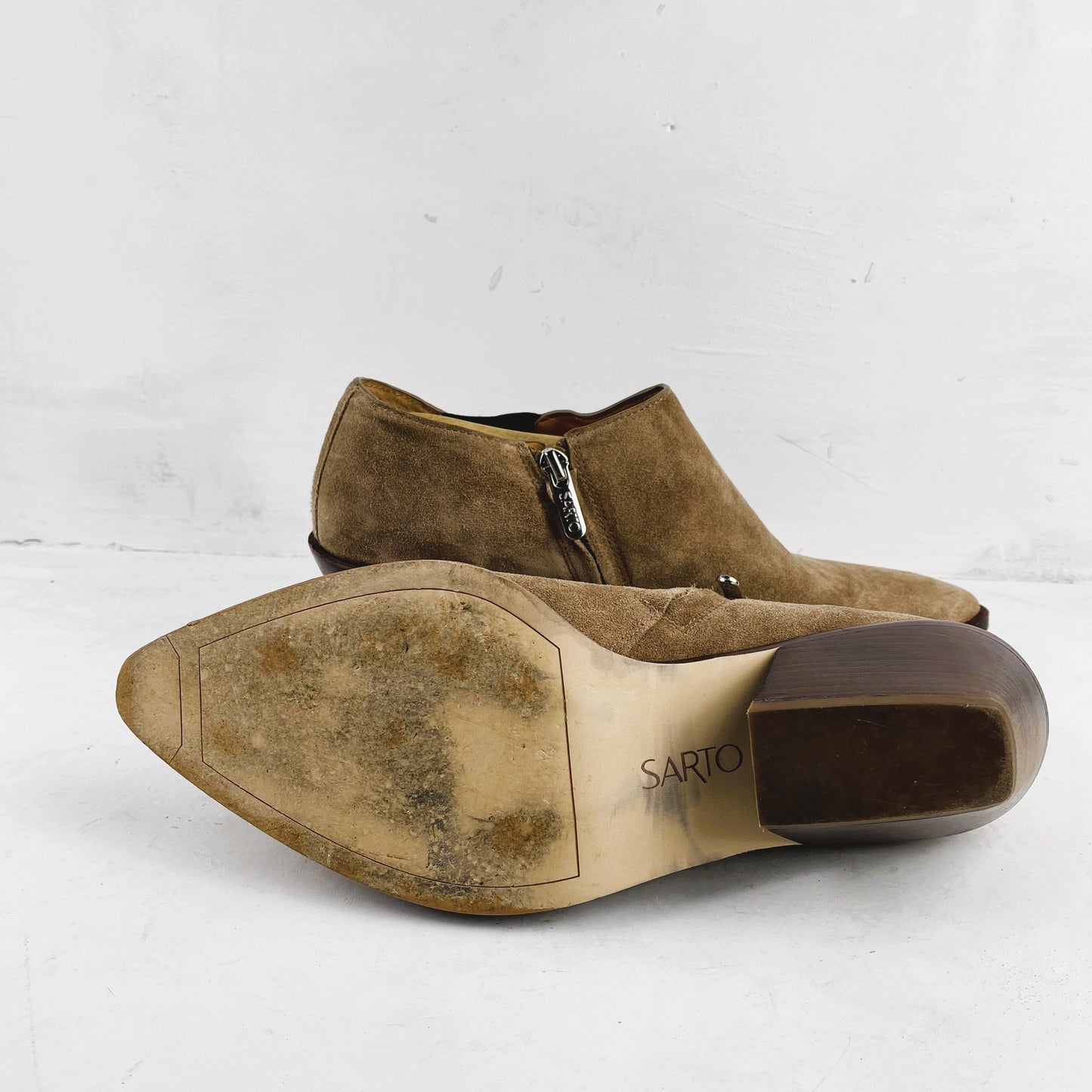 SARTO Ladies Brown Chelsea Boots Size 39.5