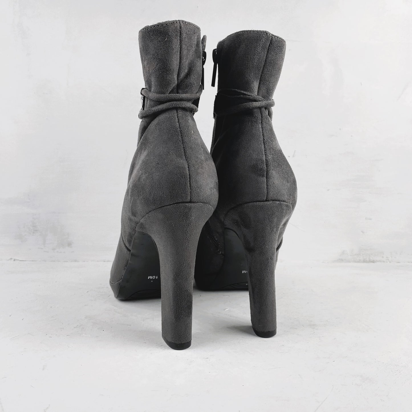 Naiste Pool Saapad Suurus 41