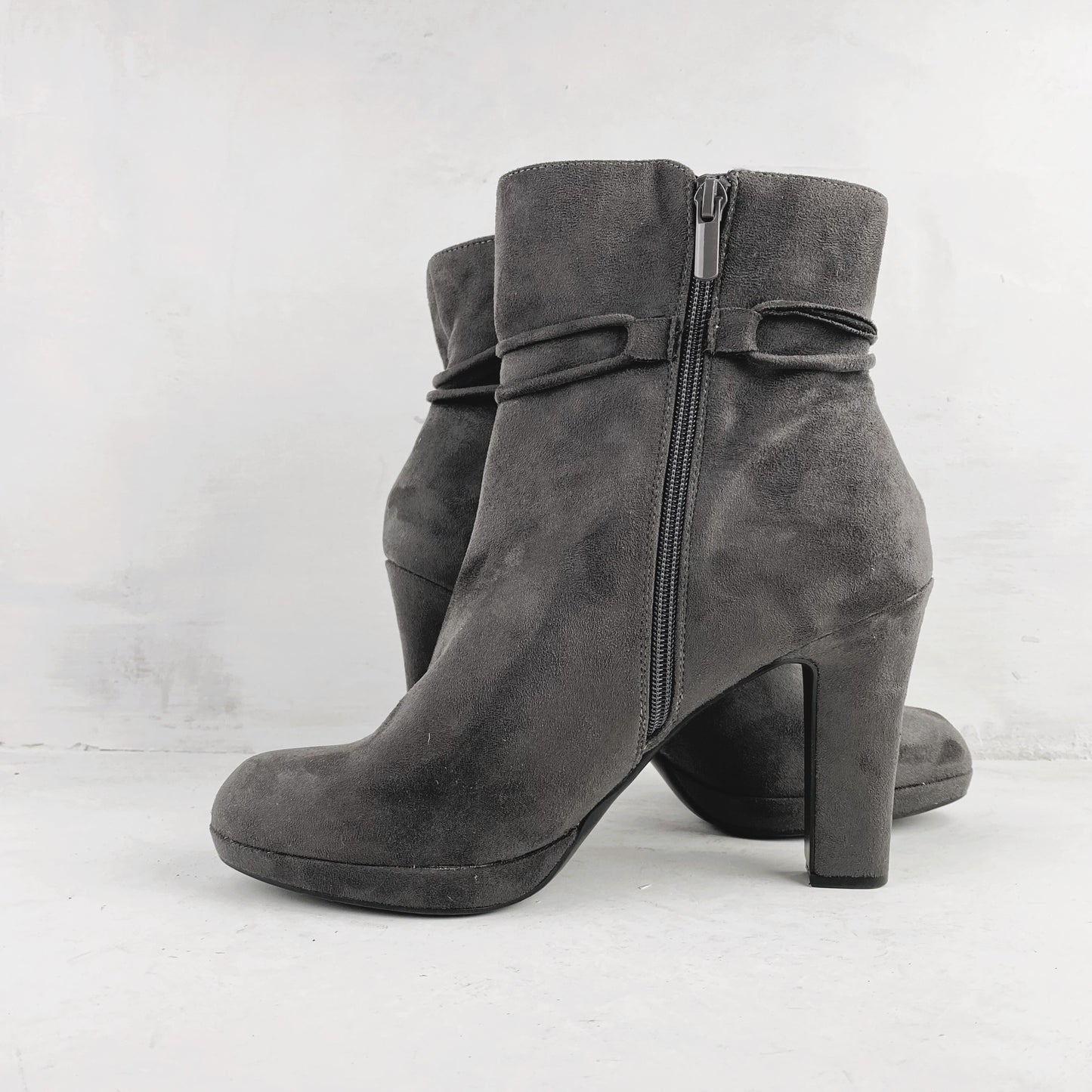 Naiste Pool Saapad Suurus 41