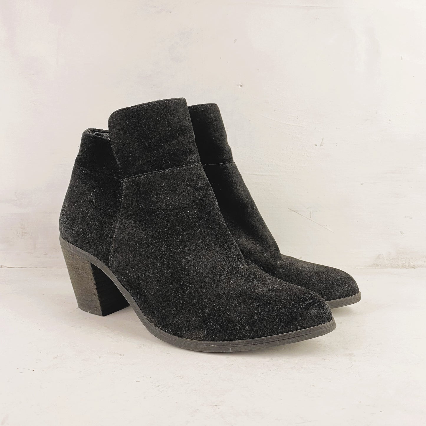 Bianco Ladies Black Ankle Boots Size 37