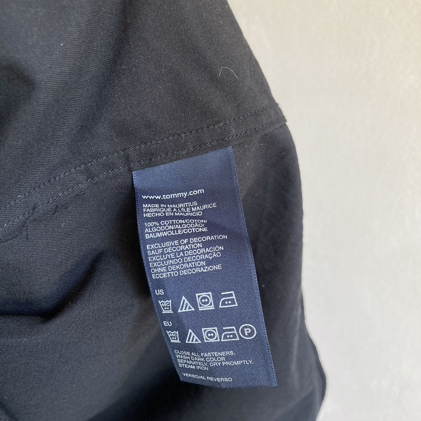 Tommy Hilfiger Mens Casual Black Shirt Size S