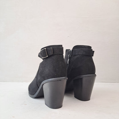 Womens Black Ankle Boots Size 36