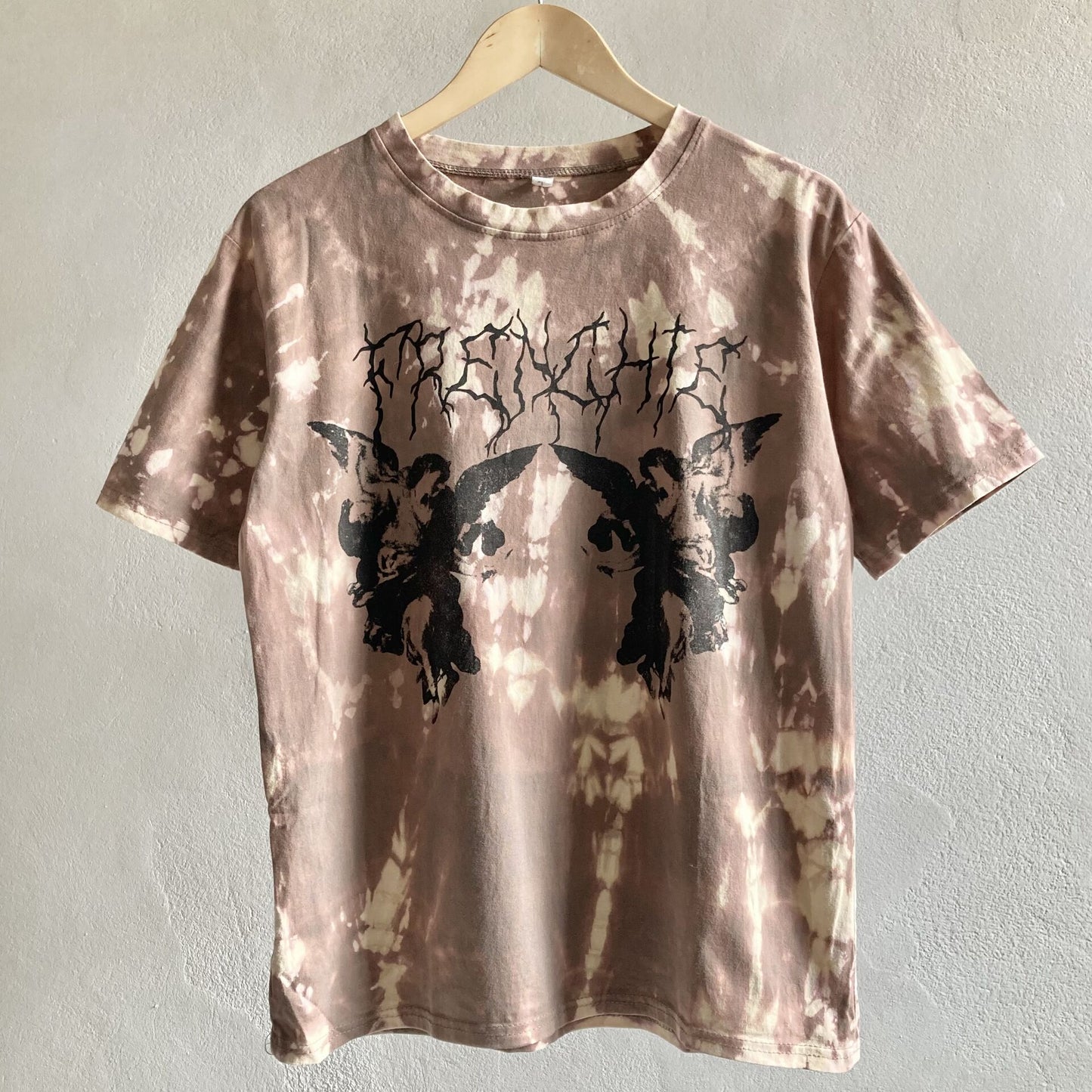 Womens Distressed T-Shirt Size L