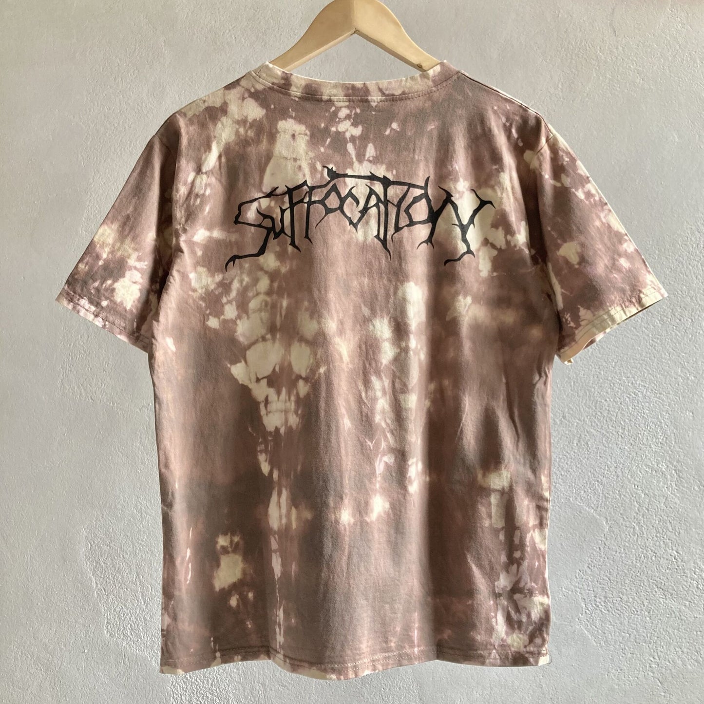 Womens Distressed T-Shirt Size L