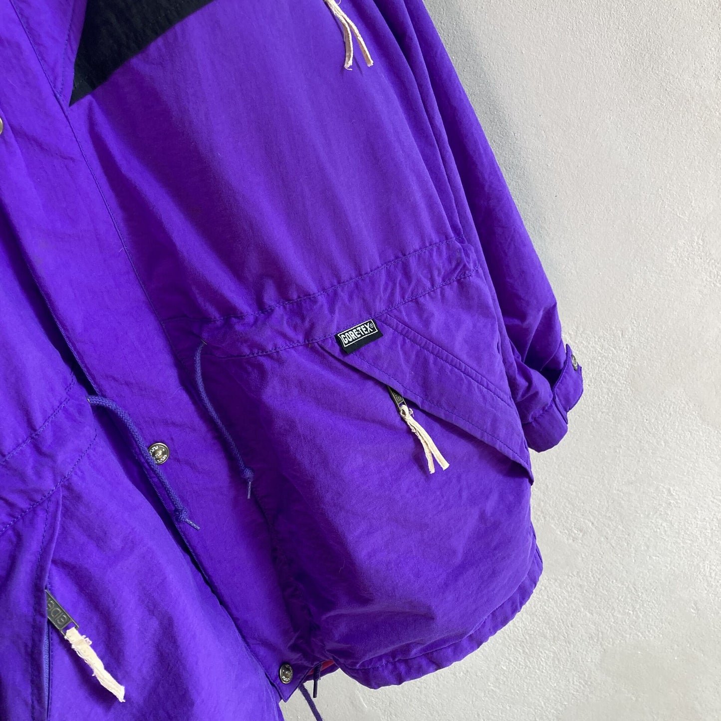 90' Vintage Naiste Gore-Tex Eider Jope Suurus 46
