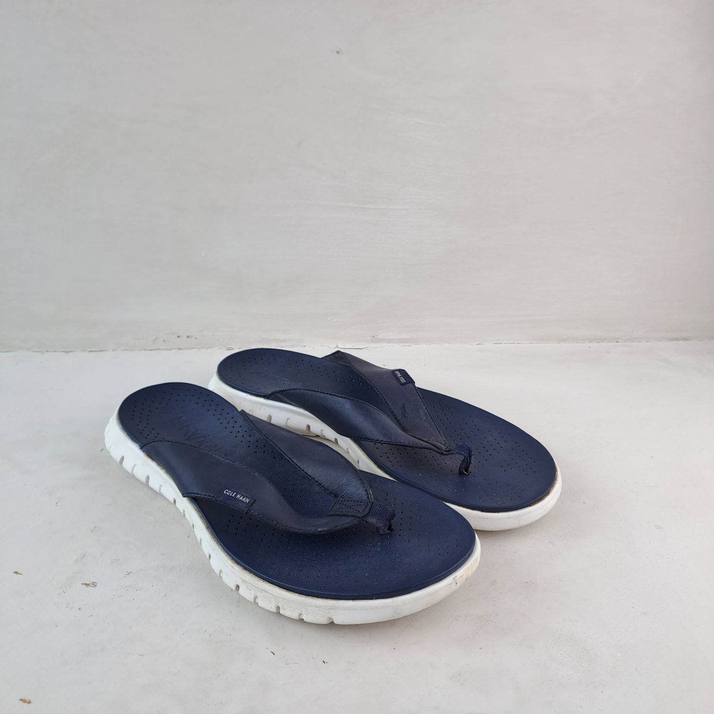 Cole Haan Navy Flip-Flops Size 38