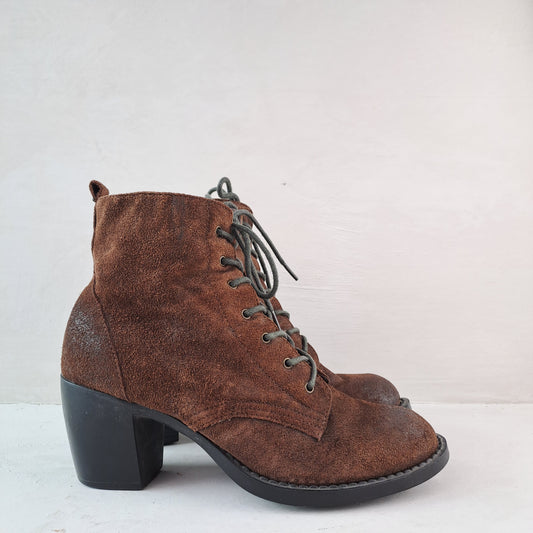 Zodiac USA Ladies Brown Ankle Boots Size 38