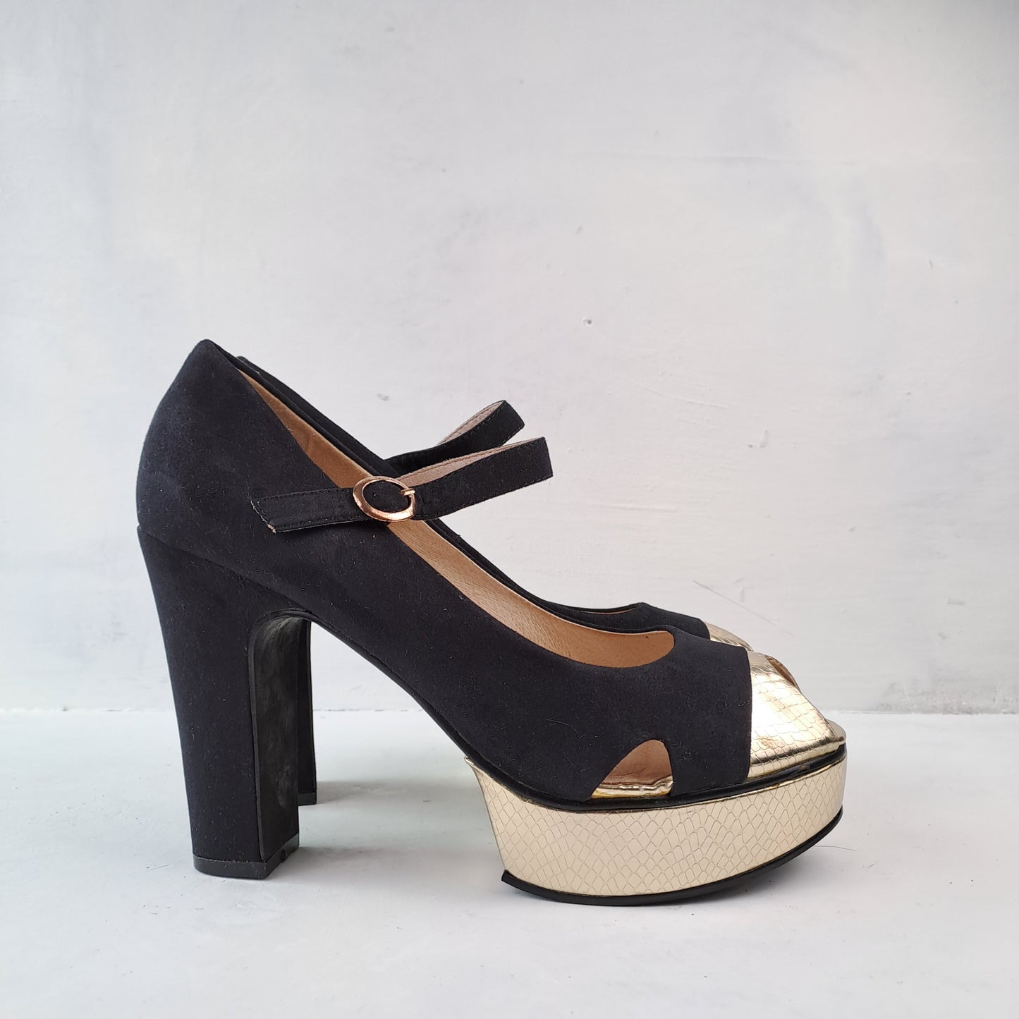 Bianco Ladies Black High Heel Shoes Size 41