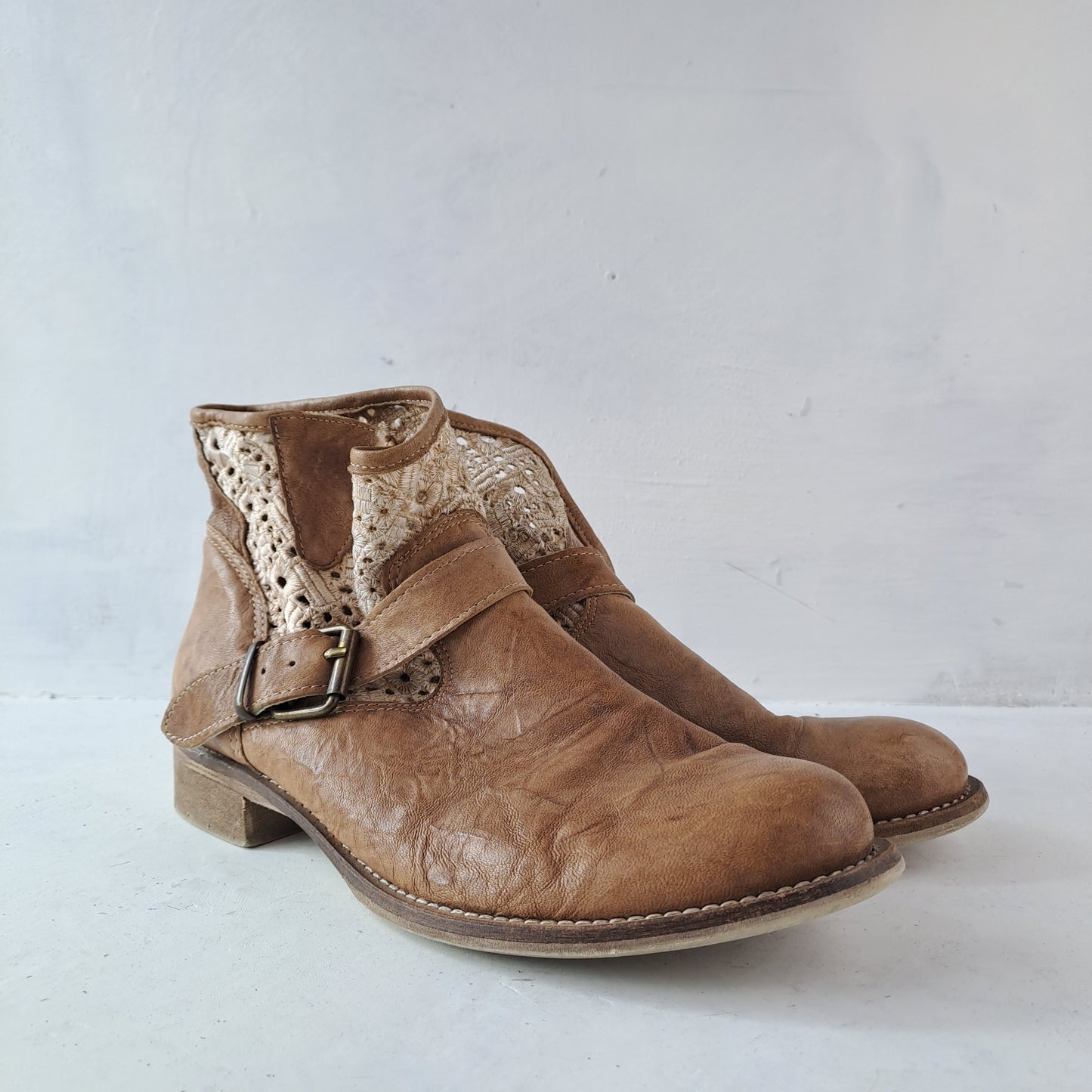 Ladies Brown Ankle Boots Size 40