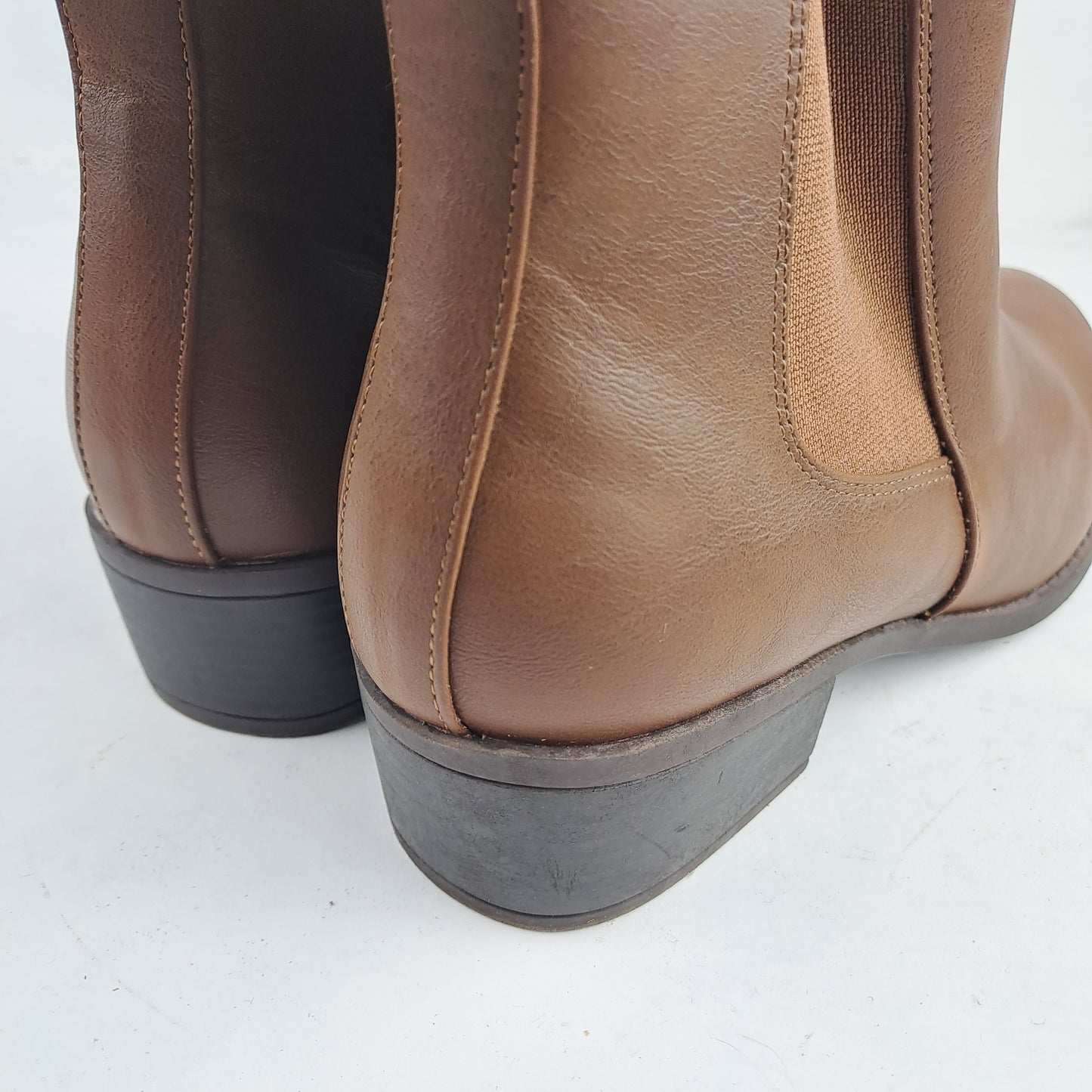 Torrid Ladies Brown Ankle Boots Size 37