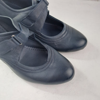 Downtown Ladies Shoes Size 39