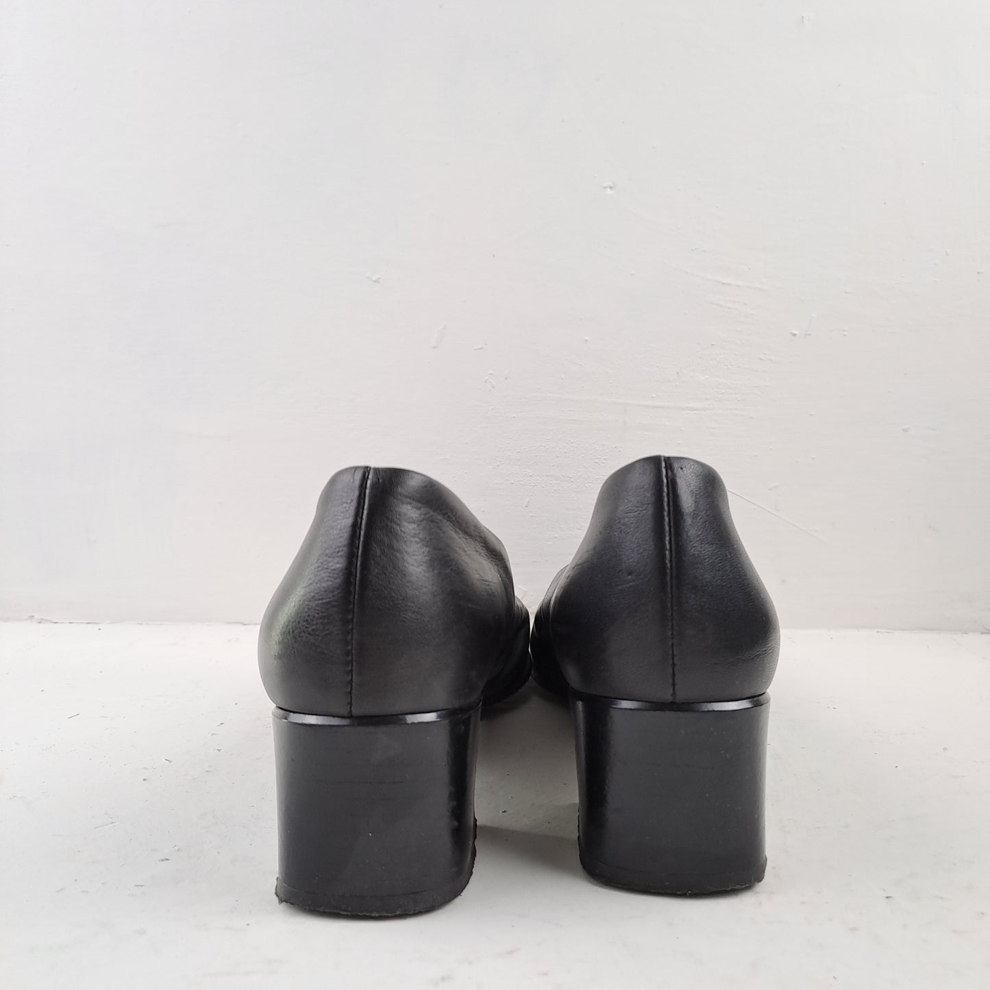 Roberto Santi Ladies Black Shoes Size 39