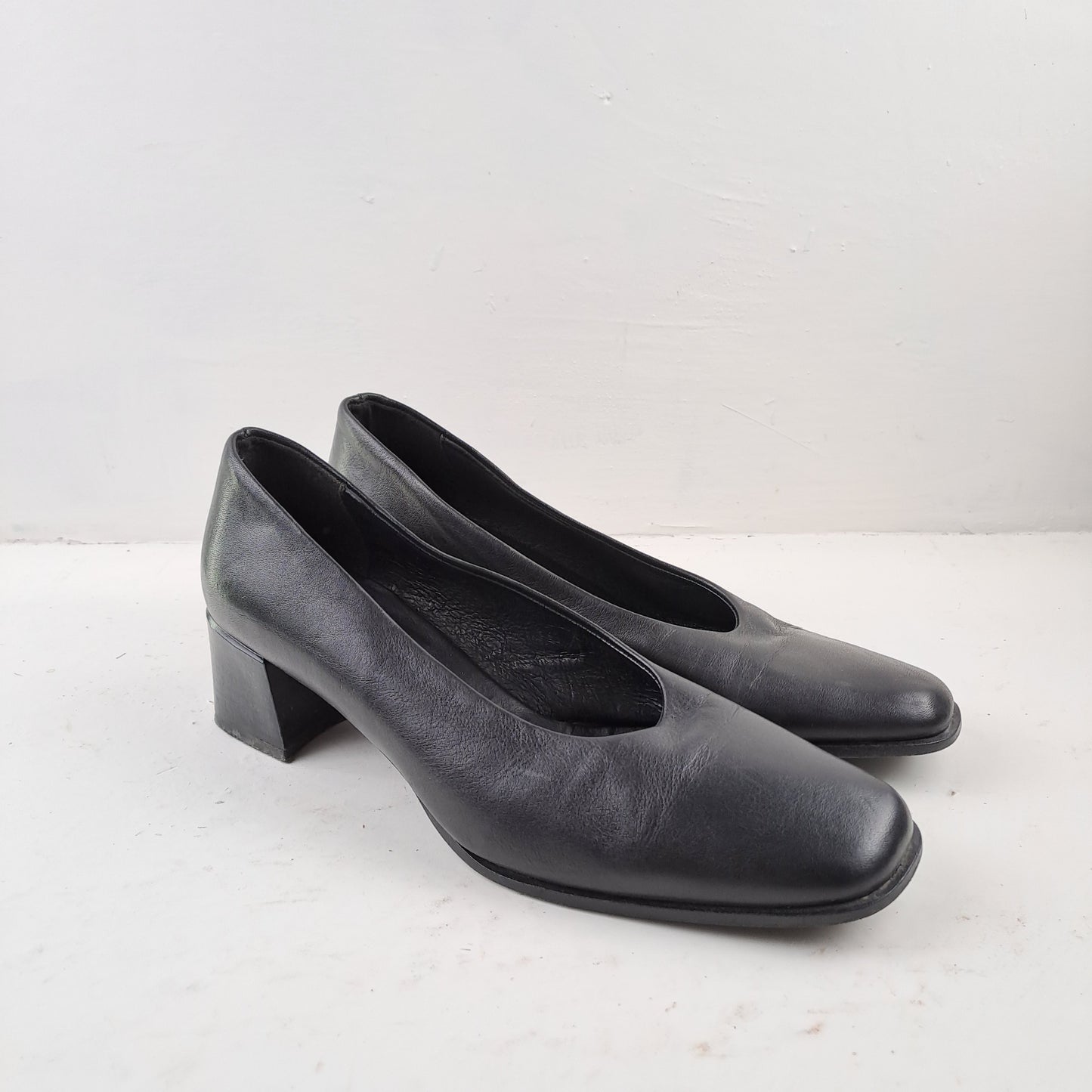 Roberto Santi Ladies Black Shoes Size 39