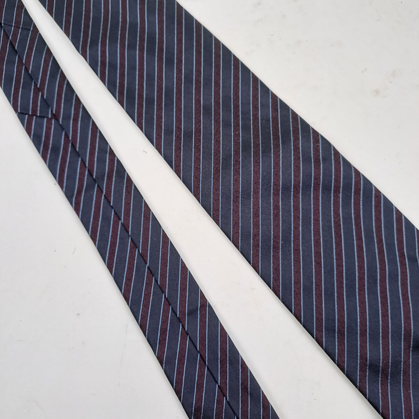 Corneliani TREND Mens Navy Striped Silk Tie