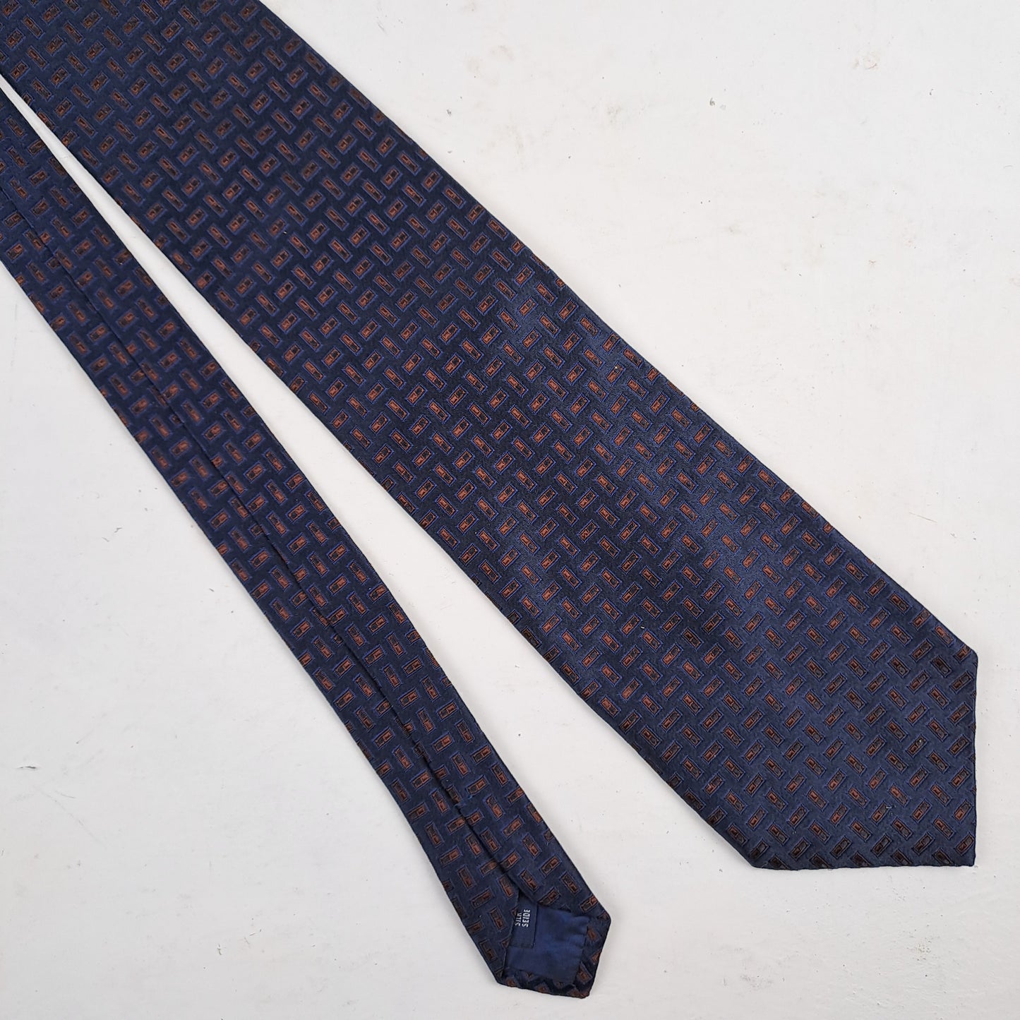 HUBERTEAM Mens Navy Golf Silk Tie