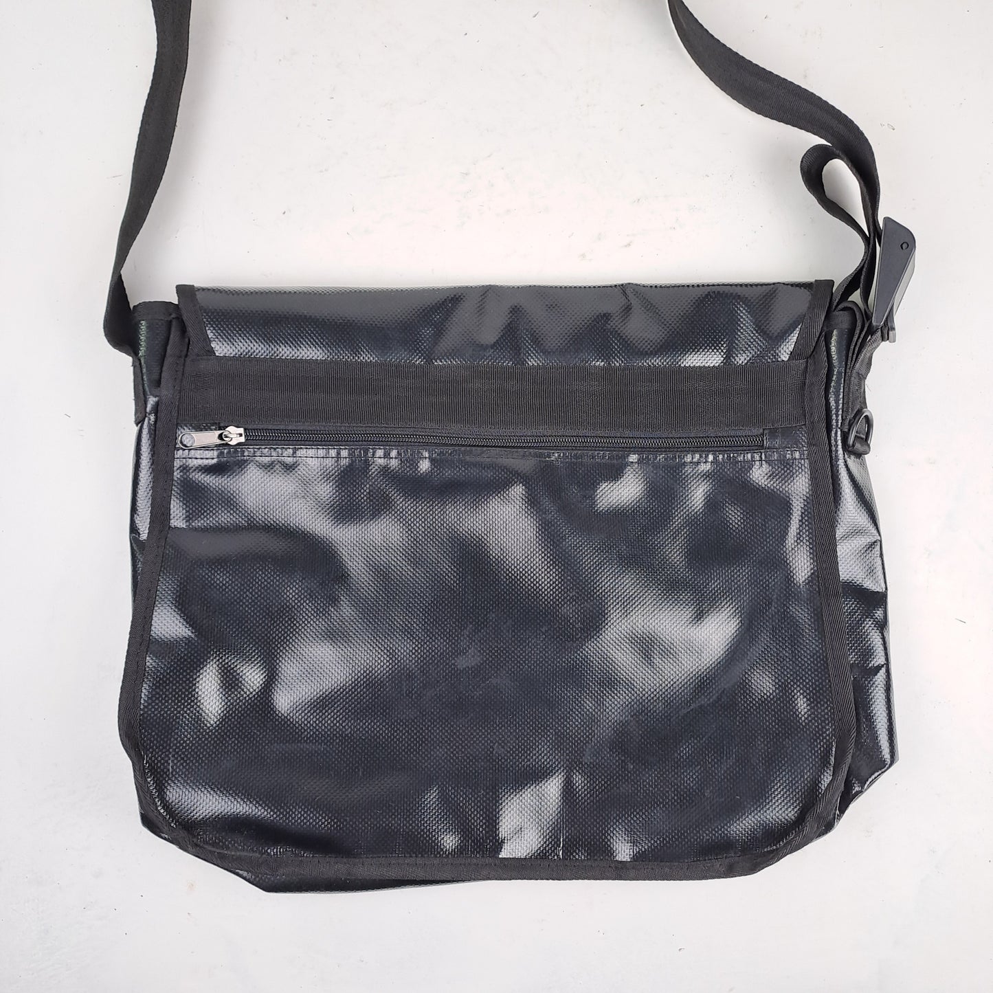 XZESS Black Messenger bag