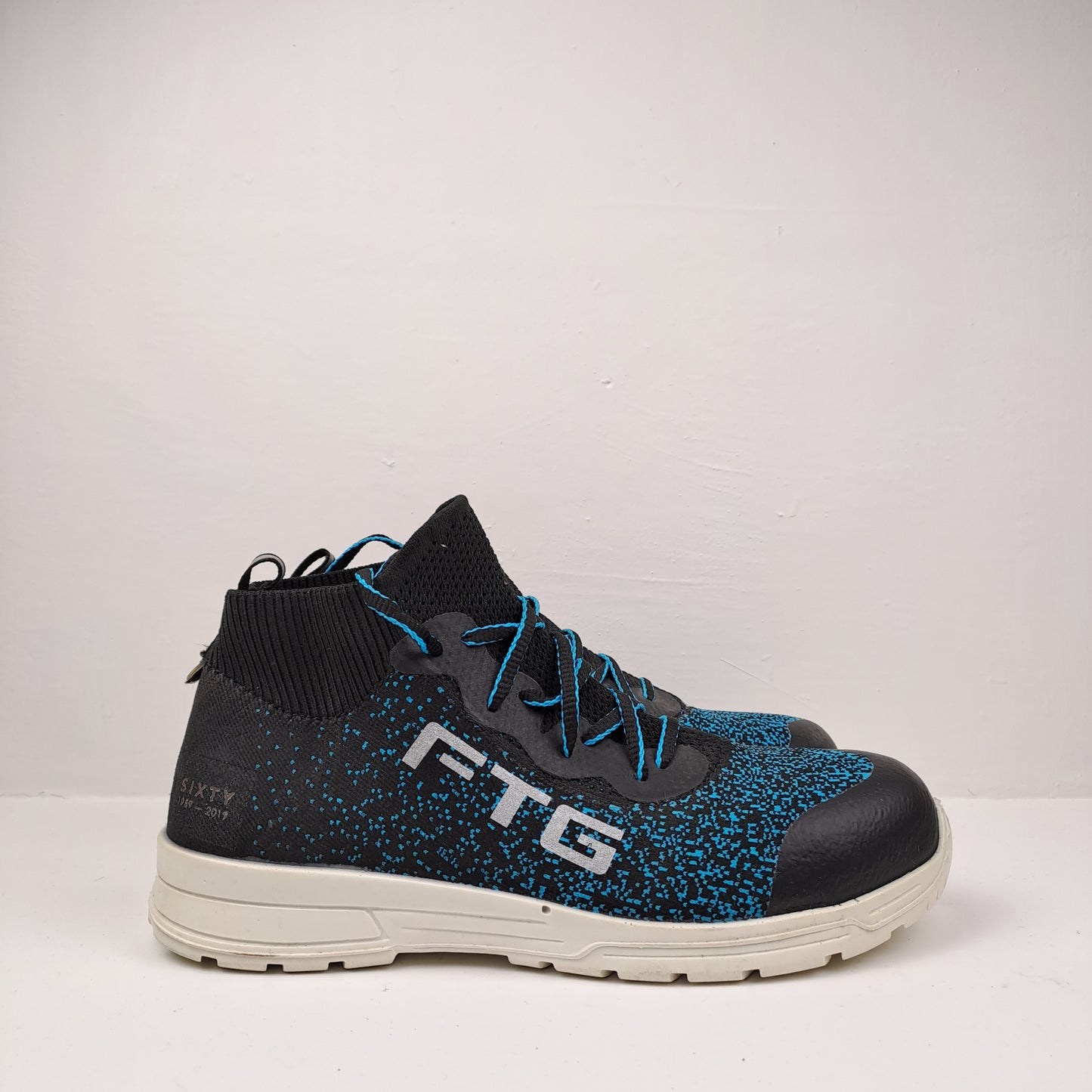 FTG Womens Black / Blue Safety Trainers Size 37