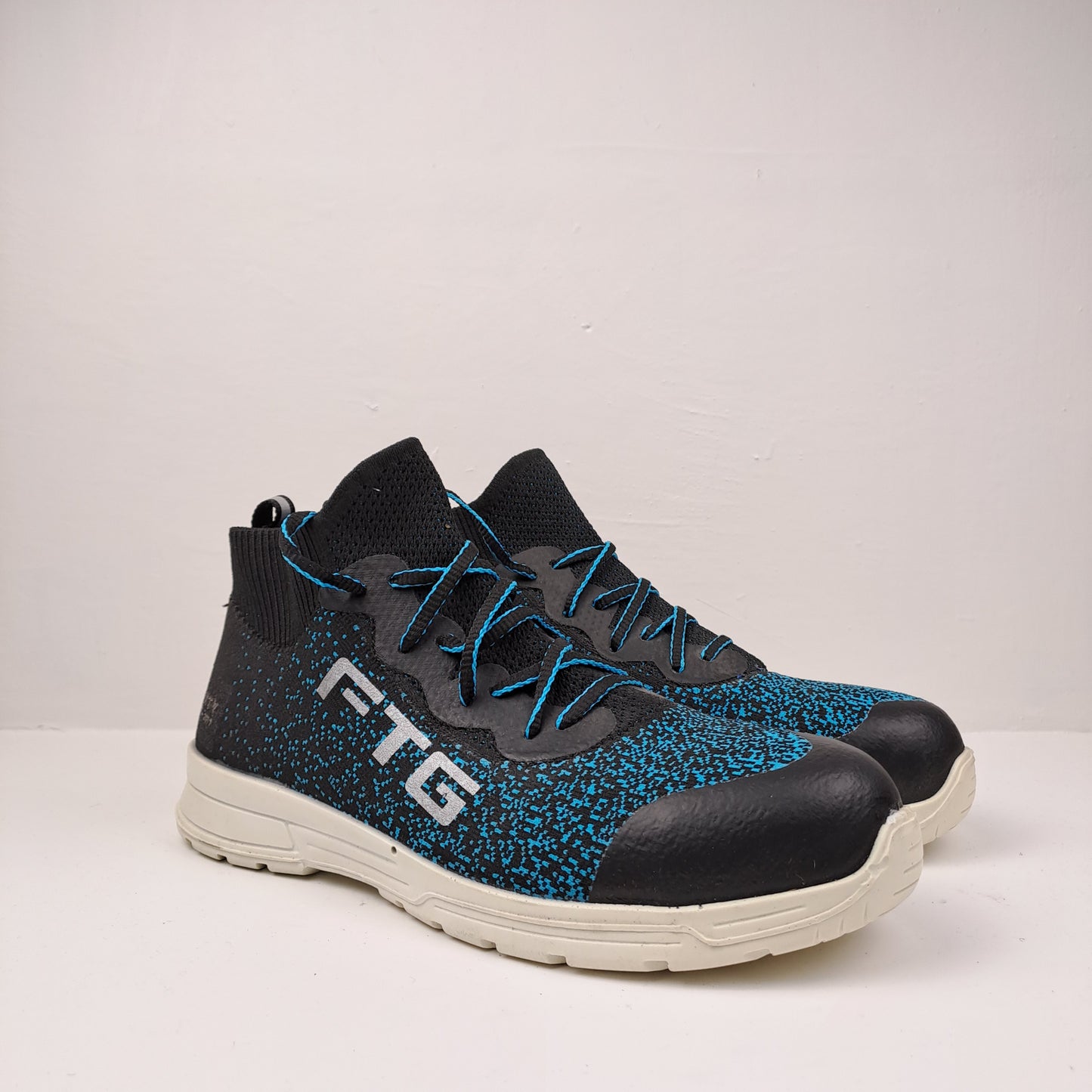 FTG Womens Black / Blue Safety Trainers Size 37