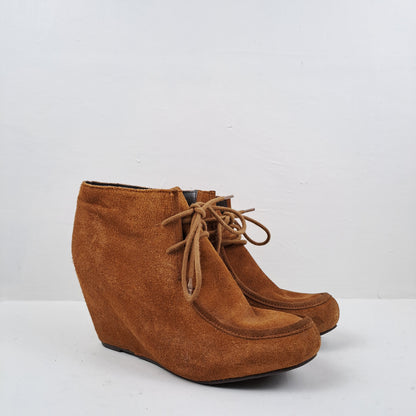 Dolce Vita Womens Brown Wedge Heel Ankle Boots Size 37