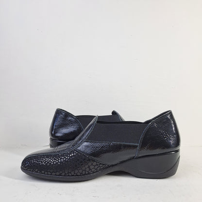 Women's Black Shoes Size 39