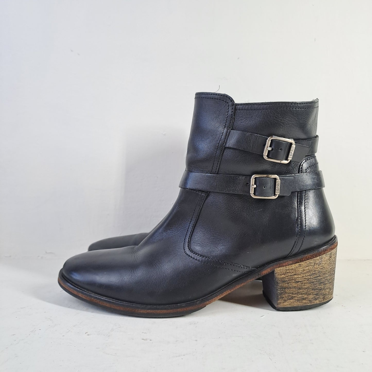 ESPRIT Women's Black Ankle Boots Size 40