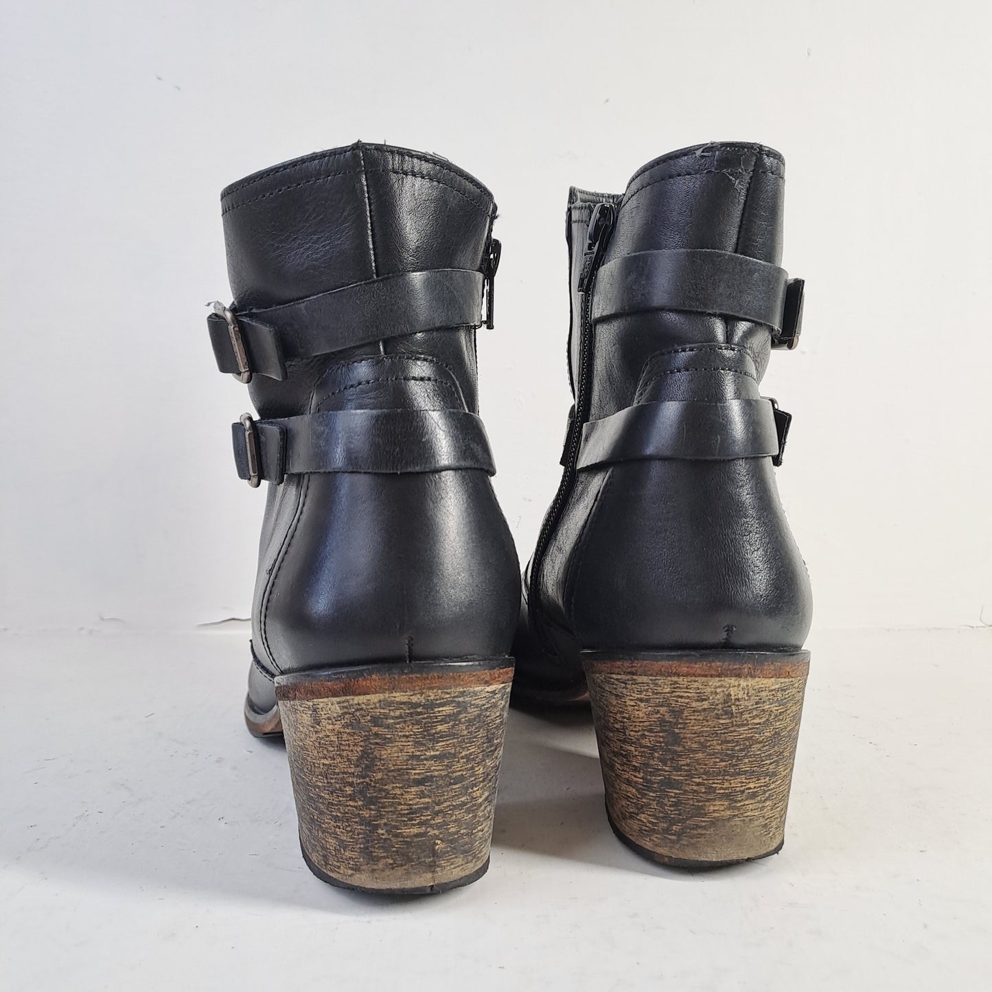 ESPRIT Women's Black Ankle Boots Size 40