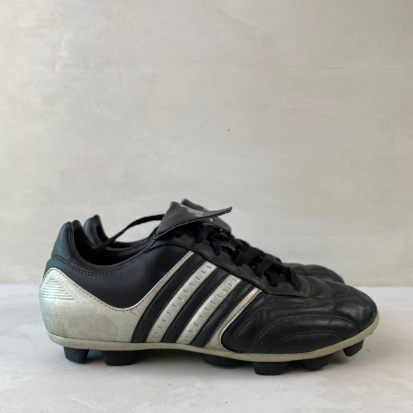 adidas Mens Football Shoes Size 42