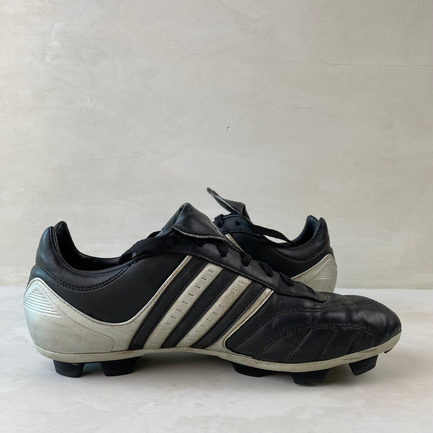 adidas Mens Football Shoes Size 42