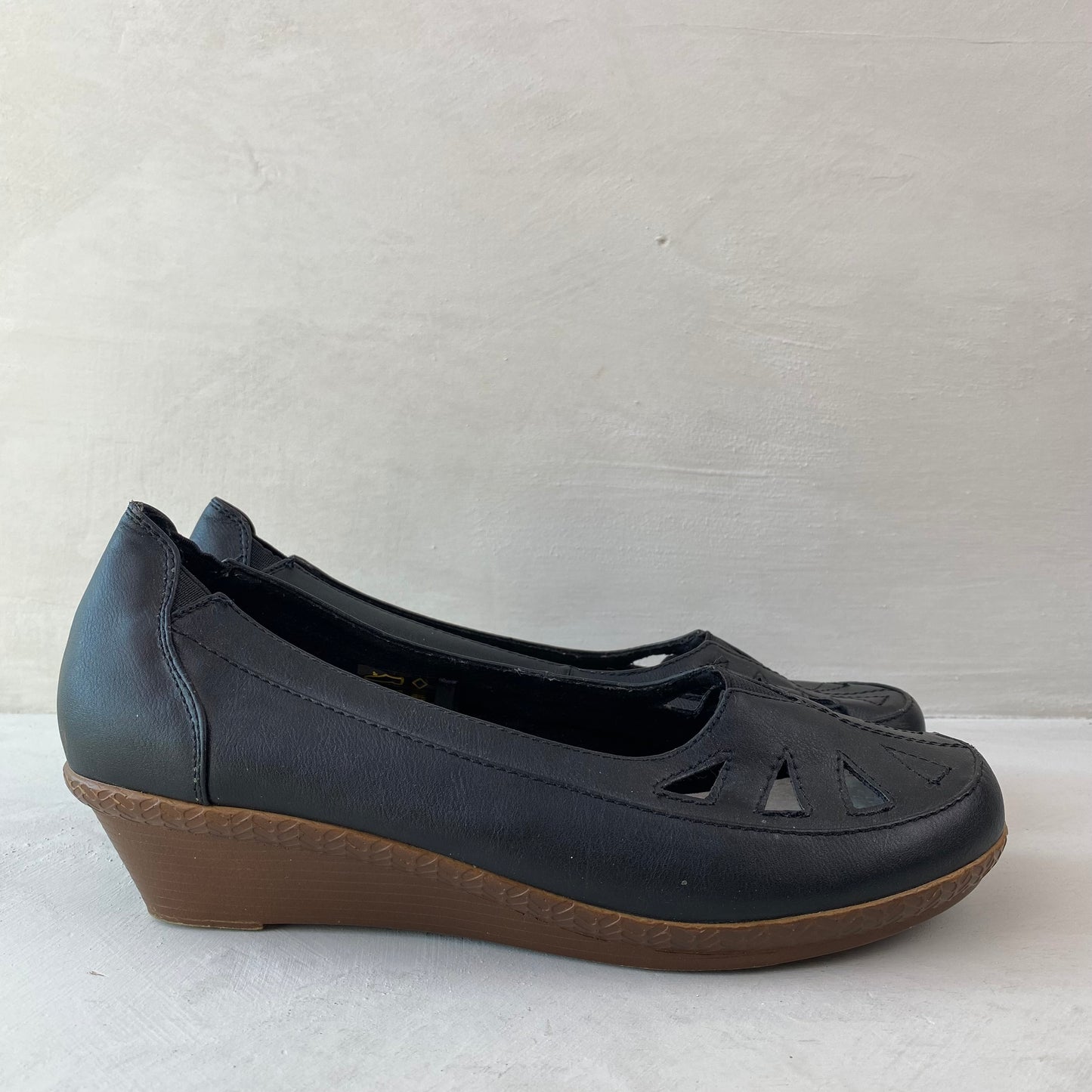 Ladies Black Wedge Shoes Size 40