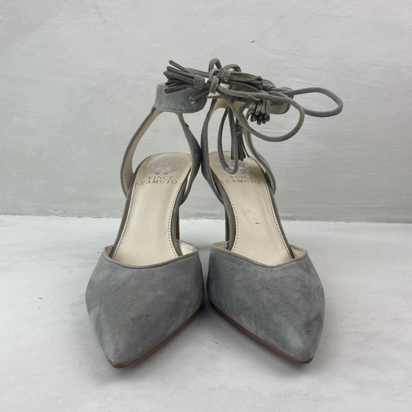 Vince Camuto Ladies Grey Strappy Shoes Size 37.5