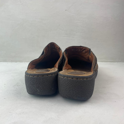 Clarks Ladies Brown Glogs Mules Shoes Size 42,5