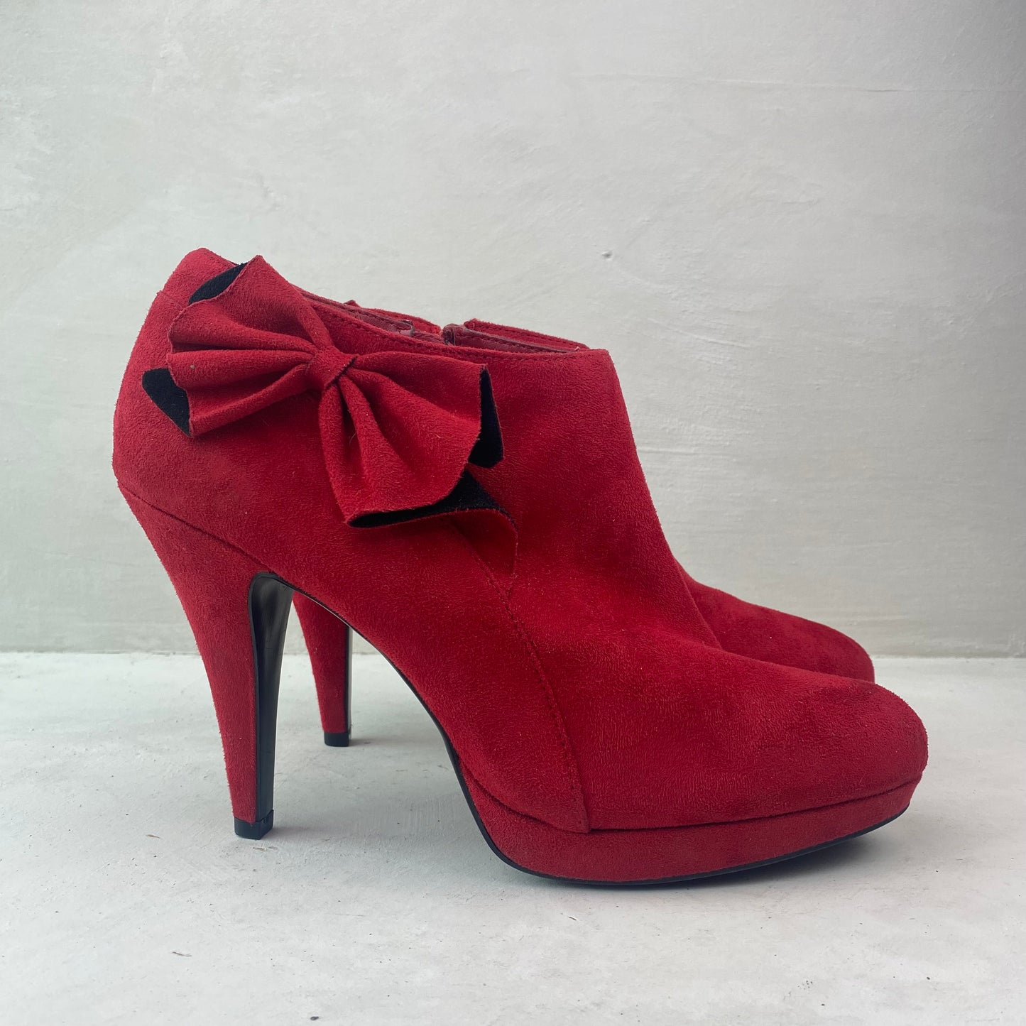 impo Ladies Red High Heel Shoes Size 43