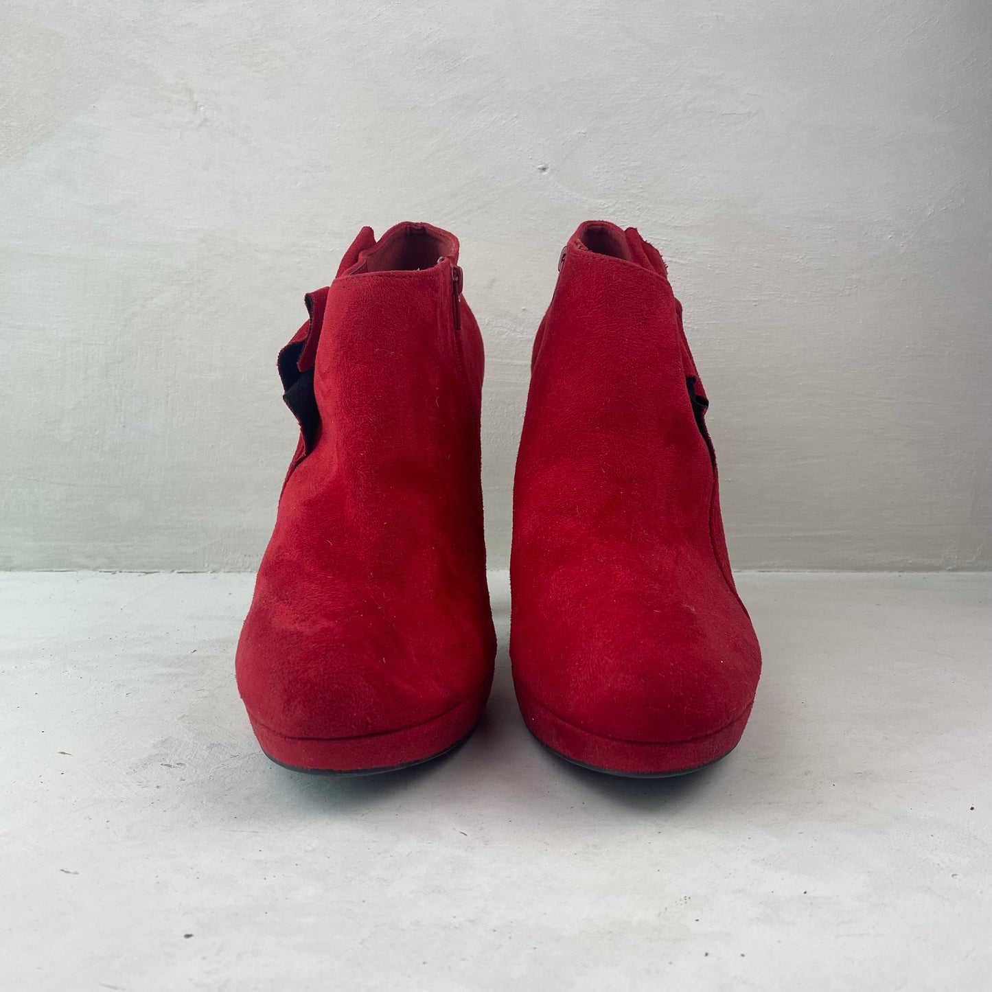 impo Ladies Red High Heel Shoes Size 43