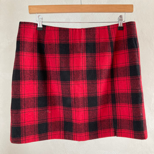 Womens Woollen Mini skirt Size 42