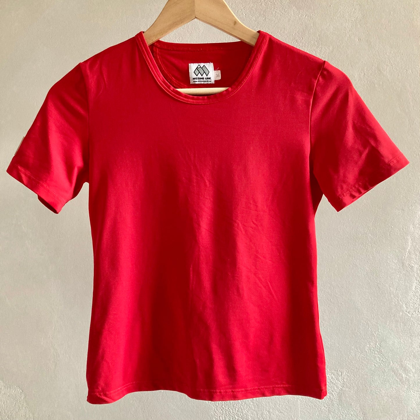 Womens Sports T-Shirt Size 36