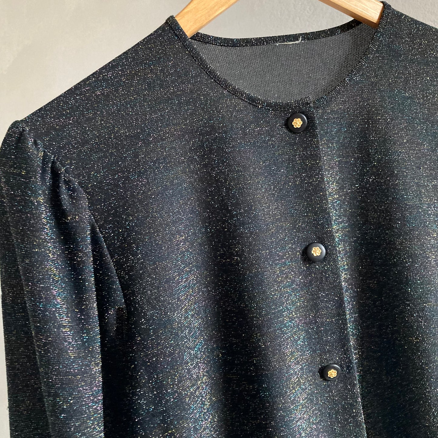 Vintage Womens Shimmery Blouse Size 44-46