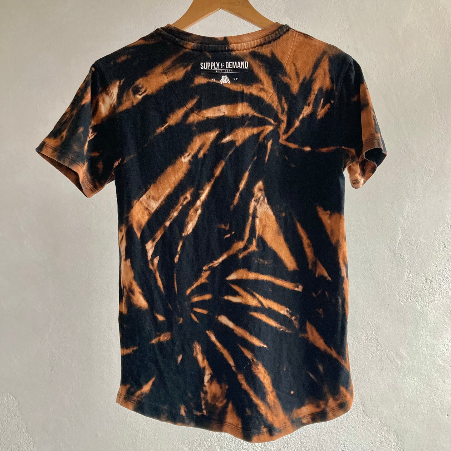 Supply & Demand Mens Acid Wash T-Shirt Size XXS