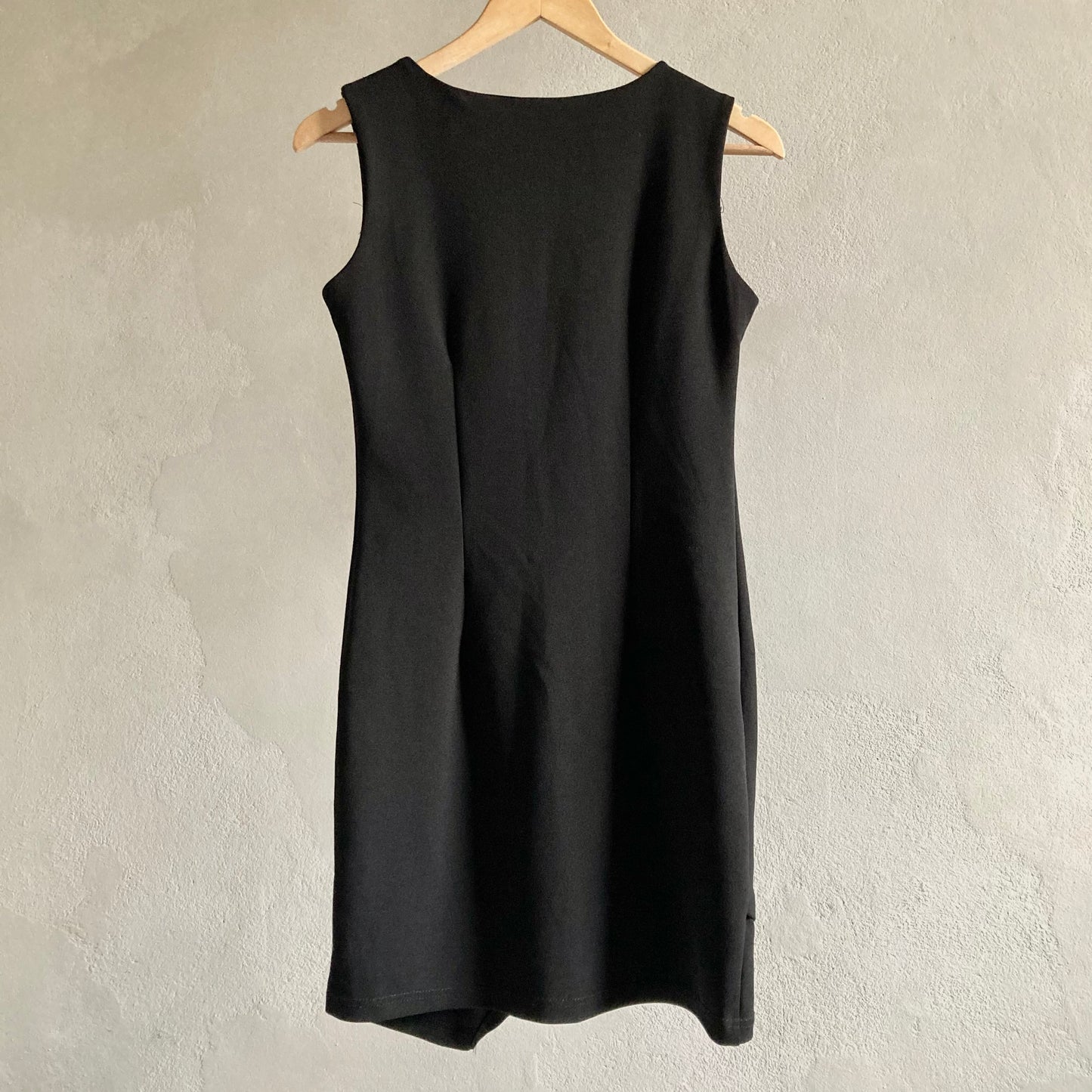 Womens Sleeveless Formal Dress Size M