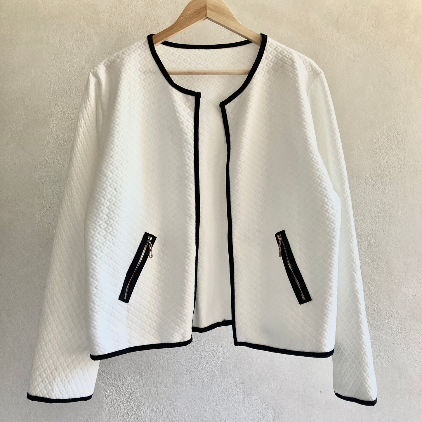 Womens Open Front Blazer Size 42-44