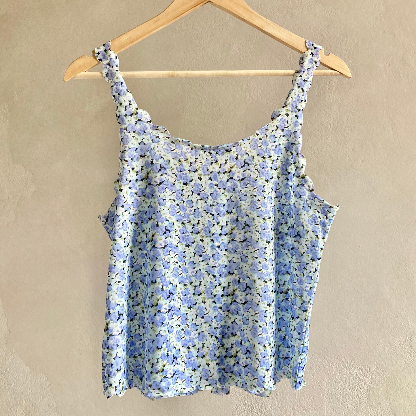 BikBok Womens Floral Top Size M