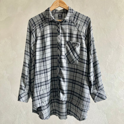 Urban Outfitters Womens Relaxed Fit Check Shirt Size XS