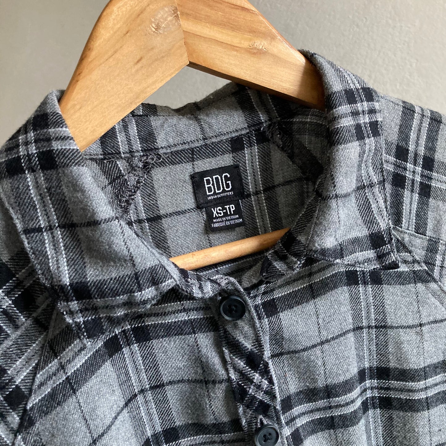 Urban Outfitters Womens Relaxed Fit Check Shirt Size XS