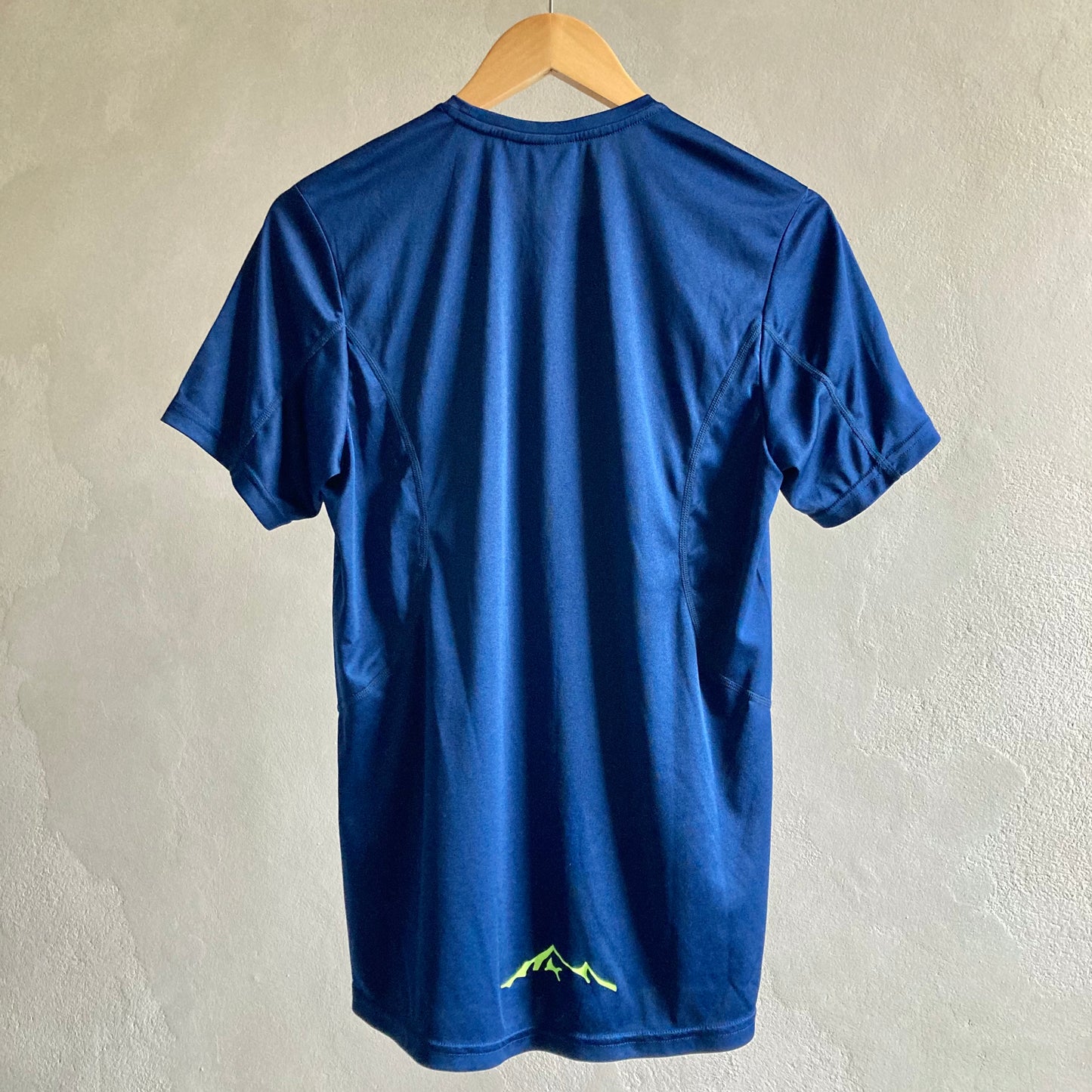 Swedemount Mens T-Shirt Size S